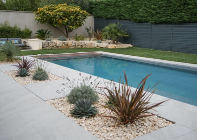 Un jardin métamorphosé : élégance, confort et convivialité au rendez-vous !