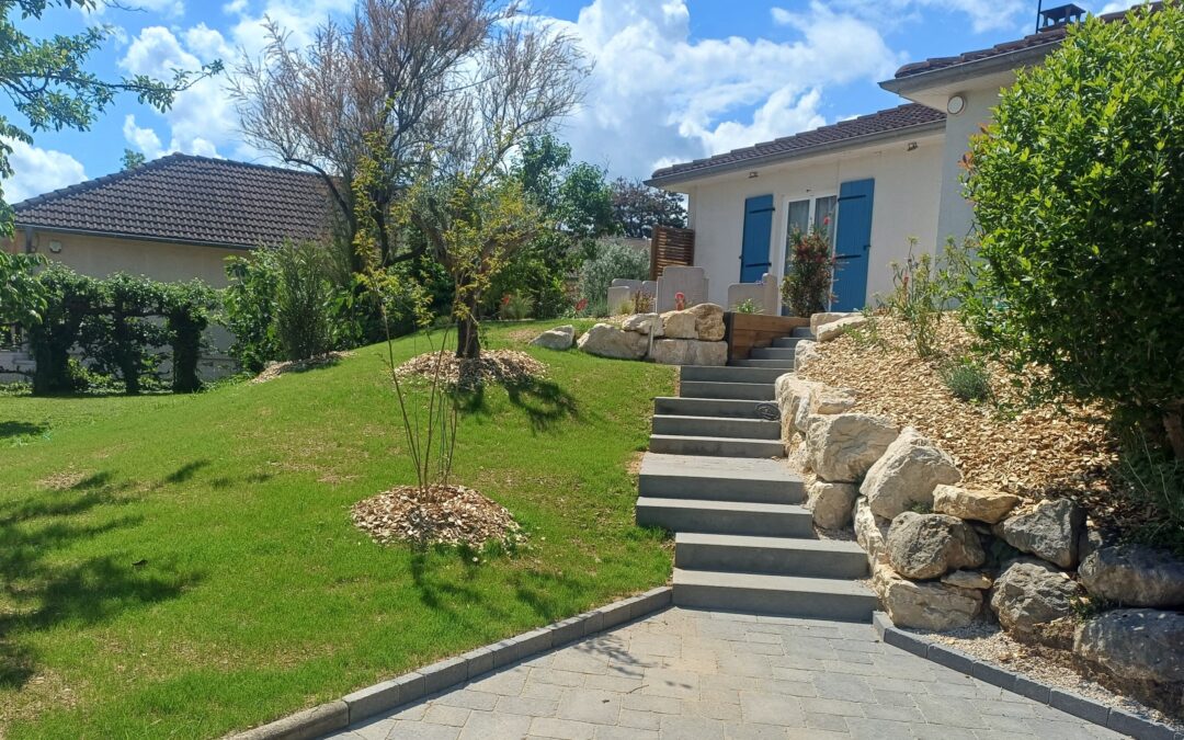 Un jardin repensé dans les moindres détails à Brignais (69)